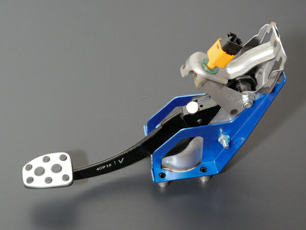 CUSCO ブレーキペダル補強プレート トヨタ GR86 ZN8 2021/10〜 965 486 AN