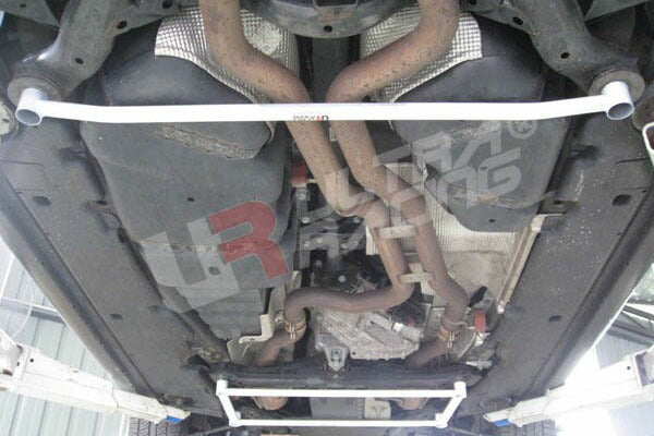 ULTRA RACING リアメンバーブレース AUDI Q7(7L) 4LBARS 2006/10〜2013/09 RL2-866