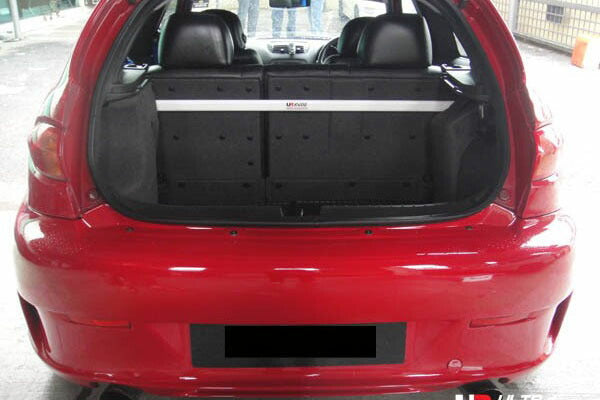 ULTRA RACING リアタワーバー ALFA ROMEO 147 937AB 2001/10〜2011/03 RE2-1045