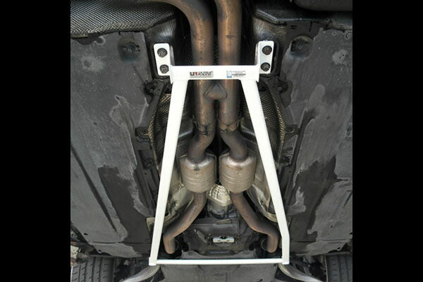 ULTRA RACING ミドルメンバーブレース AUDI S5(B8) 8TCAUF 2008/02〜2009/12 ML4-1413