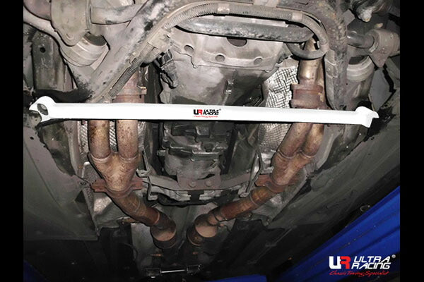 ULTRA RACING フロントメンバーブレース BMW M5 E39 DE50 1999/04〜2003/10 LA2-3063