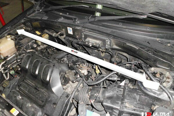 ULTRA RACING フロントタワーバー FORD エスケープ EPFWF 2000/12〜2006/06 TW2-1983