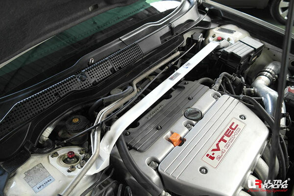 ULTRA RACING フロントタワーバー ホンダ アコード CL9 2002/10〜2006/10 TW2-3115