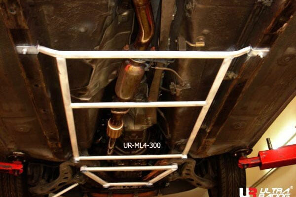 ULTRA RACING ミドルメンバーブレース マツダ ロードスター NA6CE 1989〜1998 ML4-300
