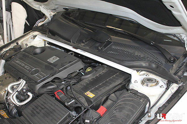 ULTRA RACING フロントタワーバー MERCEDES BENZ Aクラス W176 176044 2012/11〜 TW2-2989
