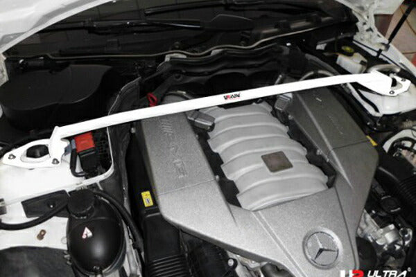 ULTRA RACING フロントタワーバー MERCEDES BENZ Cクラス W204ワゴン 204277 2008/04〜2014/10 TW2-1820