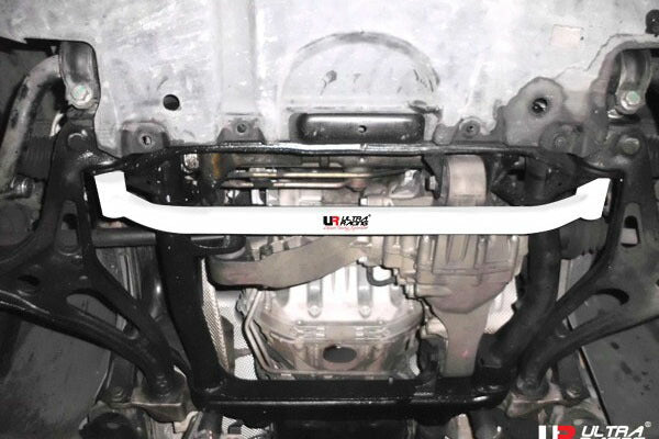 ULTRA RACING フロントメンバーブレース MERCEDES BENZ Mクラス W164 164186 2005/10〜2012/06 LA2-1885