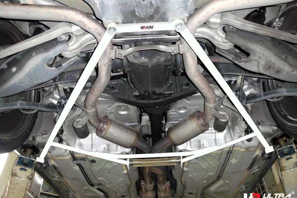 ULTRA RACING リアメンバーブレース MERCEDES BENZ SLクラス R230 230467 2001/10〜2013/03 RL6-1589