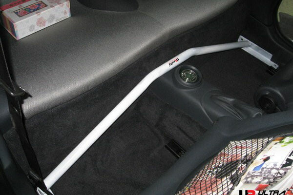 ULTRA RACING ルームバー MINI R53 RE16 2001/10〜2008/10 RO2-868