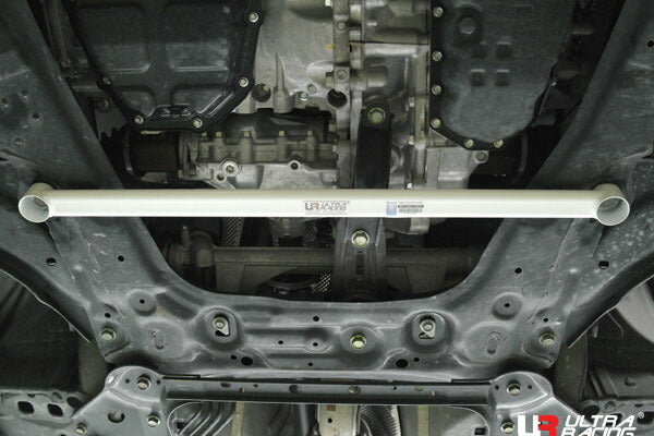 ULTRA RACING フロントメンバーブレース ニッサン ジューク YF15 2010/06〜 LA2-2830