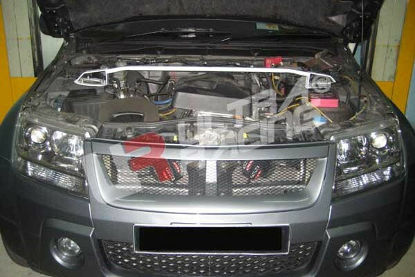 ULTRA RACING フロントタワーバー スズキ エスクード TD54W 2005/05〜2017/04 TW2-571