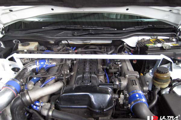 ULTRA RACING フロントタワーバー トヨタ アリスト JZS161 1997/08〜2004/12 TW2-928
