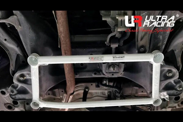 ULTRA RACING フロントメンバーブレース ホンダ N-ONE JG1 2012/11〜 LA4-4474