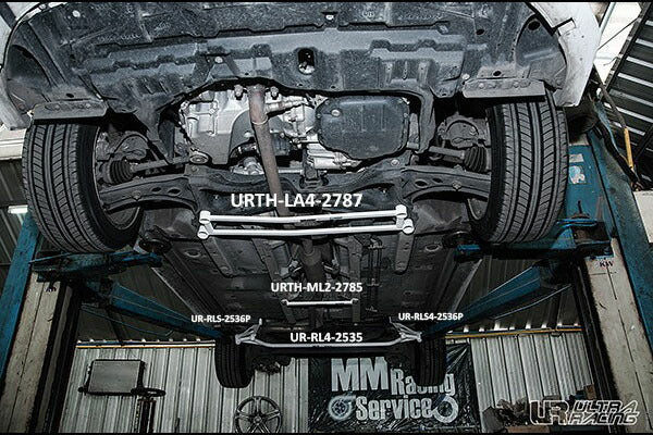 ULTRA RACING ミドルメンバーブレース トヨタ ヴィッツ KSP130/NCP131/NSP130 2010/12〜 ML2-2785