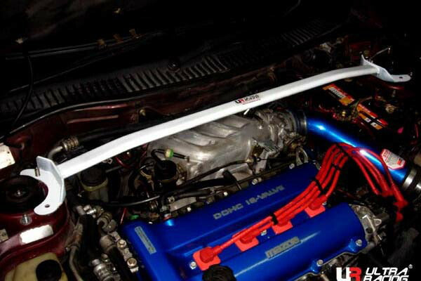 ULTRA RACING フロントタワーバー マツダ ランティス CBA8P/CBAEP 1993/09〜1997/05 TW2-550