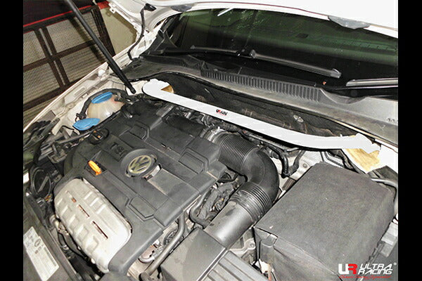 ULTRA RACING フロントタワーバー VOLKSWAGEN ゴルフVI 1KCBZ 2009/04〜2013/05 TW2-3220