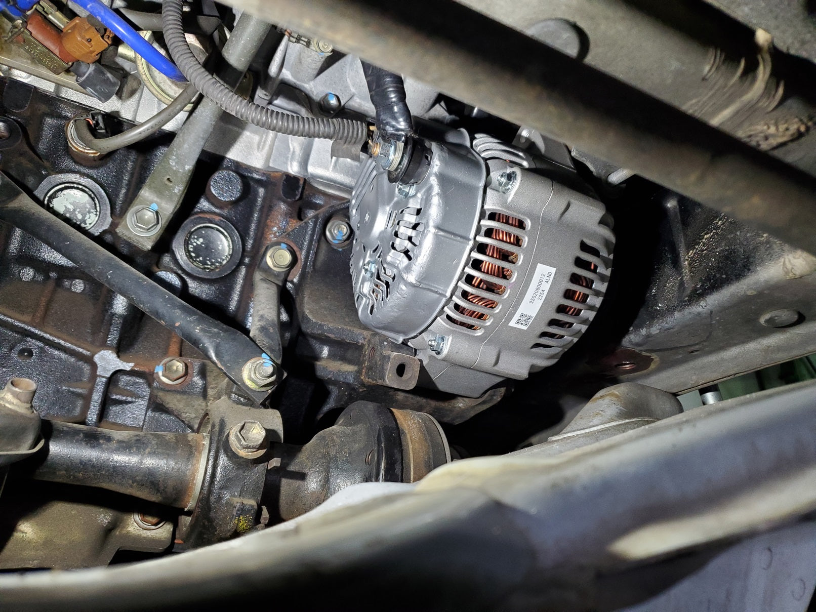 SW20 MR-2 オルタネータ交換 – KTS オンラインショップ