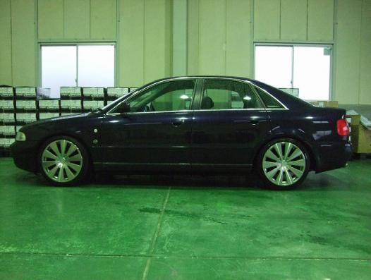 XYZ SSタイプ車高調 AUDI A4 B5 E-8DADR/E-8DABC/E-8DAGA 1995〜1998 SS-AU13