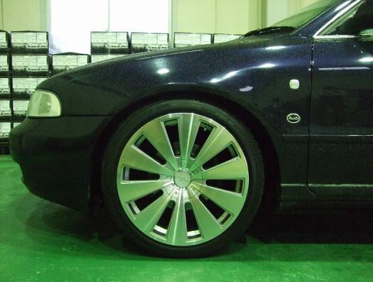 XYZ SSタイプ車高調 AUDI A4 B5 E-8DADR/E-8DABC/E-8DAGA 1995〜1998 SS-AU13