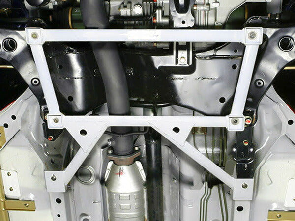 OKUYAMA ロワアームバー ミツビシ エアトレック CU2W  681 312 3