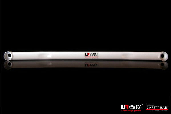 ULTRA RACING フロントメンバーブレース スバル レガシィB4 BM9 2009/05〜2014/10 LA2-1315