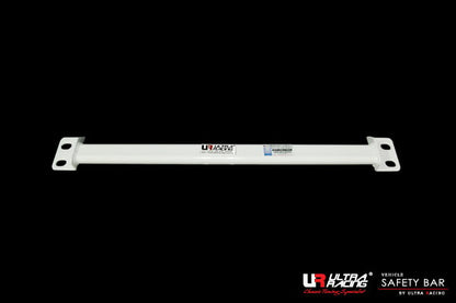 ULTRA RACING フロントメンバーブレース MERCEDES BENZ Aクラス W176 176044 2012/11〜 LA2-2804