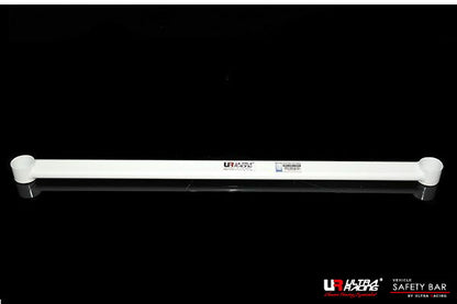 ULTRA RACING フロントメンバーブレース AUDI A8(D4) 4HCDRF/4HCDRL 2010/12〜 LA2-3073
