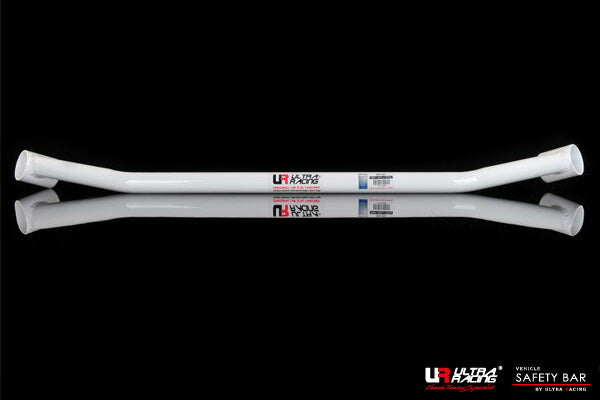 ULTRA RACING フロントメンバーブレース BMW 5シリーズ E60 NA25/NE25/NU25 2003/08〜2012/09 LA2-539