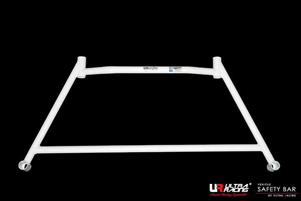 ULTRA RACING フロントメンバーブレース いすゞ ビッグホーン UBS25DW 1991/12〜2002/12 LA4-918