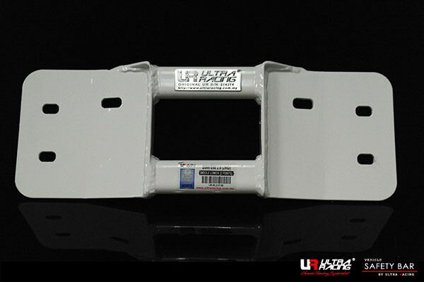 ULTRA RACING ミドルメンバーブレース BMW 6シリーズ E63 EH44 2003/10〜2011/06 ML2-3129