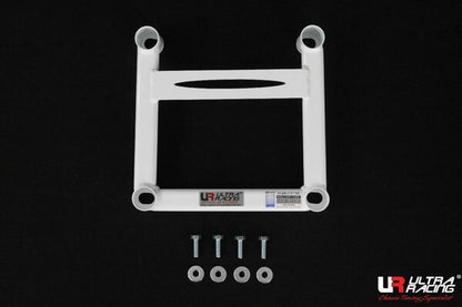 ULTRA RACING ミドルメンバーブレース AUDI S4(B9) 8WCWGF 2016/10〜2023/10 ML4-4080