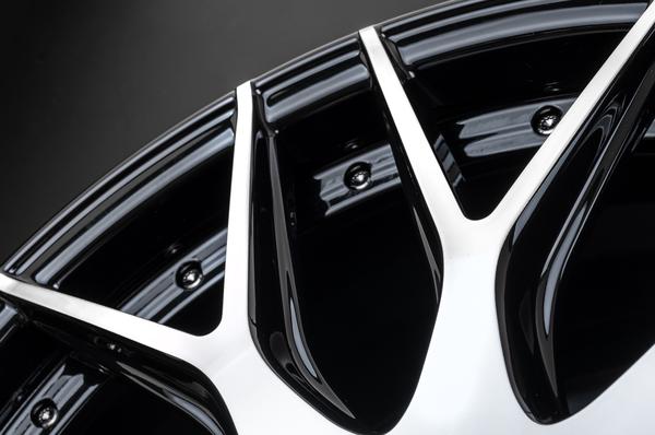 MONZA JAPAN Warwic/MX-09 【18×7.0J 5-114.3 INSET40】 ニッサン ムラーノ 50系 2004/09〜2008/09 WM-04