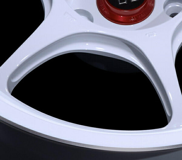 ENKEI PerformanceLine/PF06 【16×8.5J 4-100 INSET28】