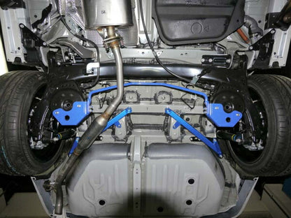 CUSCO リヤスタビバー トヨタ エスクァイア ZWR80G 2014/10〜2021/12 974 311 B16
