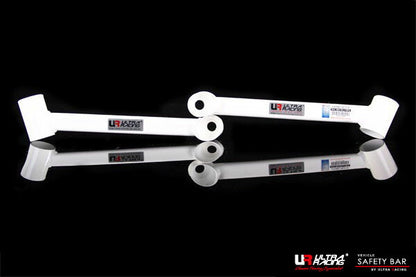 ULTRA RACING リアメンバーサイドブレース ALFA ROMEO 159 93932 2006/02〜2011/07 RS4-1608P