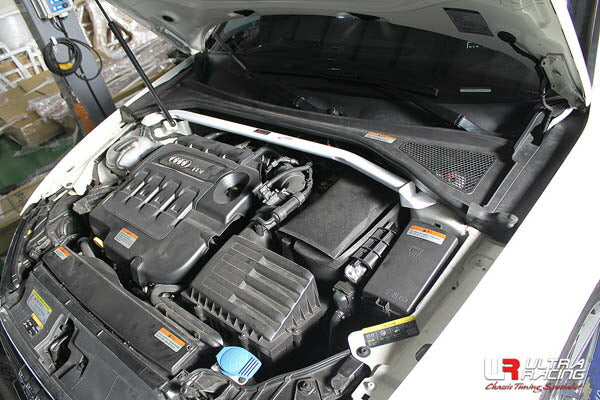 ULTRA RACING フロントタワーバー AUDI A3セダン 8VCZPL 2014/01〜 TW2-3047
