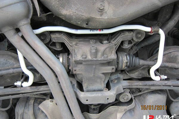 ULTRA RACING リアスタビライザー BMW 3シリーズ E36 CB25 1991/07〜1999/11 AR21-276