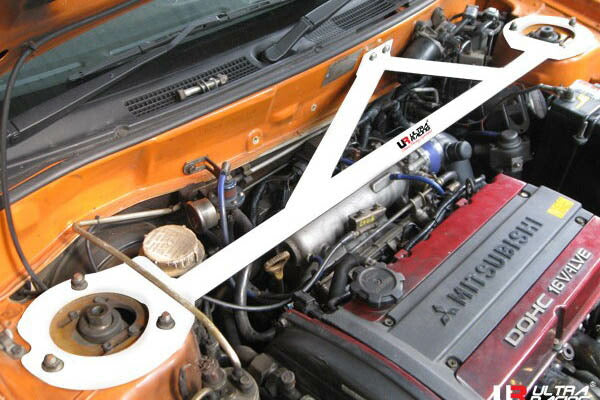 ULTRA RACING フロントタワーバー ミツビシ ランサーエボリューションVI CP9A 1999/01〜2000/01 TW3-1003