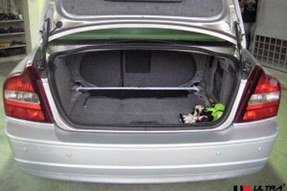 ULTRA RACING リアタワーバー VOLVO S80 TB5244/TB6284/TB6294/TB6304 1998/09〜2006/08 RE2-927
