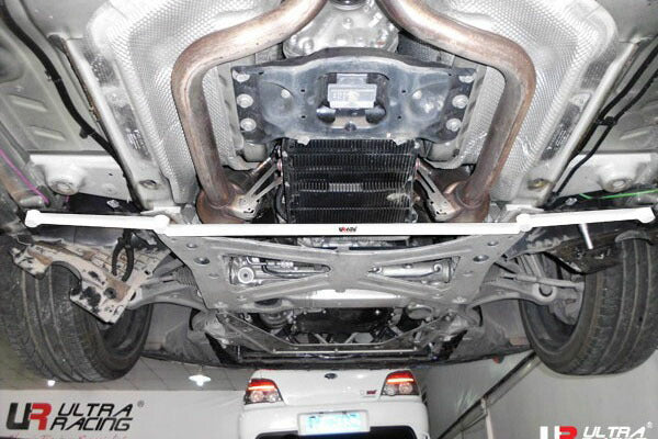 ULTRA RACING フロントメンバーブレース PORSCHE パナメーラ 970CWA/970M46 2009/03〜2016/07 LA4-1879