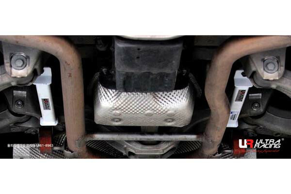 ULTRA RACING リアメンバーサイドブレース PORSCHE パナメーラ 970CWA/970M46 2009/03〜2016/07 RS4-1908P
