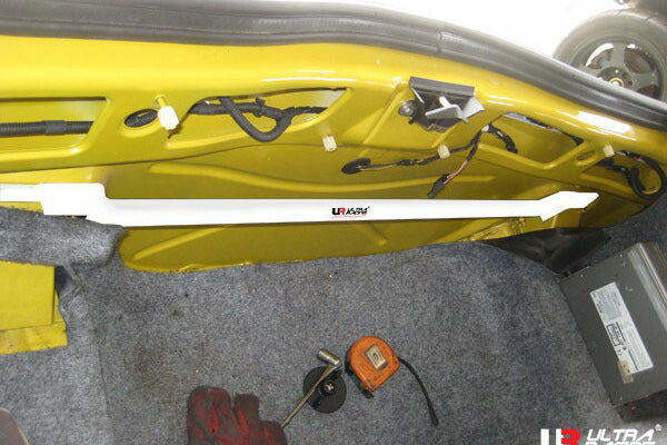 ULTRA RACING リアタワーバー ALFA ROMEO GTV 91620G 1996/01〜2006/04 RE2-1070