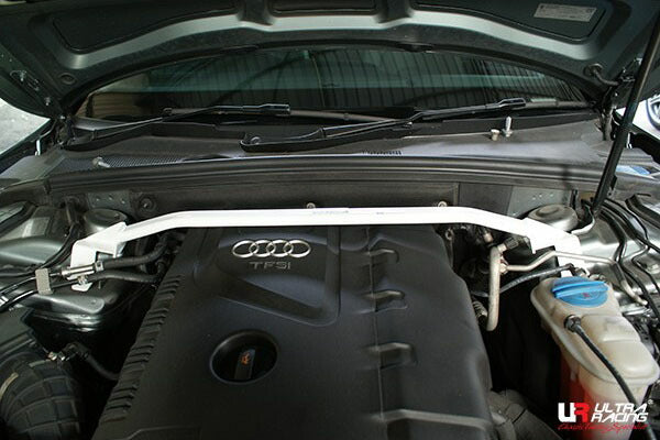 ULTRA RACING フロントタワーバー AUDI A5(B8) 8TCDNF 2008/02〜2017/04 TW2-1897