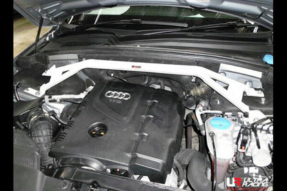 ULTRA RACING フロントタワーバー AUDI SQ5 8RCTXF 2013/10〜2015/01 TW4-1752