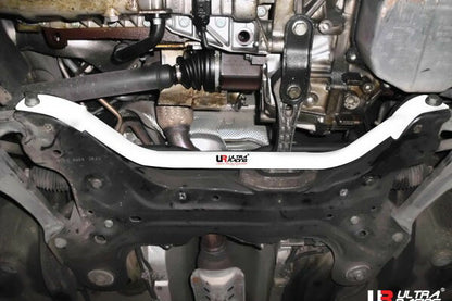 ULTRA RACING フロントメンバーブレース AUDI TT 8N 1999/10〜2006/07 LA2-2090