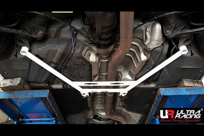 ULTRA RACING リアメンバーブレース BMW 2シリーズ F22 1J30 2014/02〜2019/11 RL4-3885