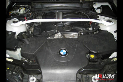 ULTRA RACING フロントタワーバー BMW 3シリーズ E46 AM20 1998/07〜2000 TW2-560