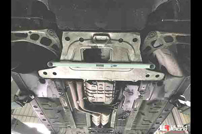 ULTRA RACING フロントメンバーブレース BMW 3シリーズ E46 AM20 1998/07〜2000 LA2-510
