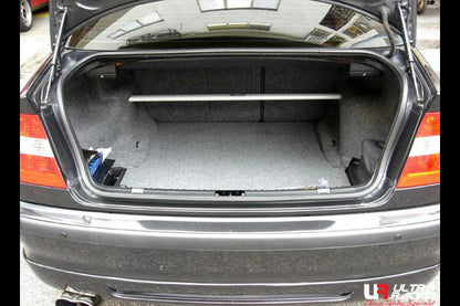 ULTRA RACING リアタワーバー BMW 3シリーズ E46 AV25 1998/07〜2005/02 RE2-177