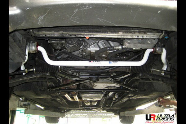 ULTRA RACING フロントスタビライザー BMW 3シリーズ E46 AV30 1998/07〜2005/02 AF27-264